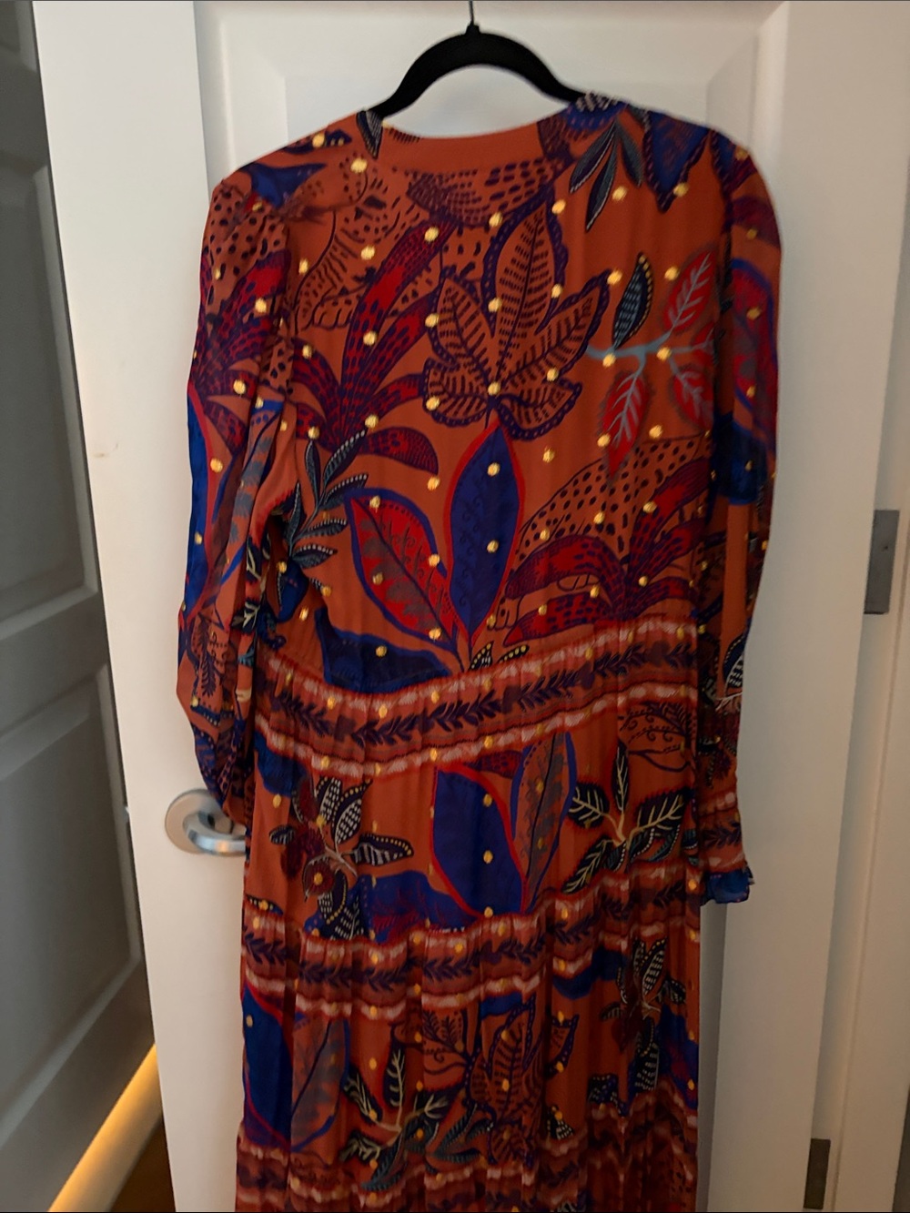 FARM Rio Rust Maxi Dress with Blue Leaf Print - Picture 7 of 8